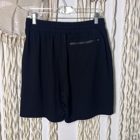 FEAT Men’s Standard Short in Black Size M - Picture 6 of 14